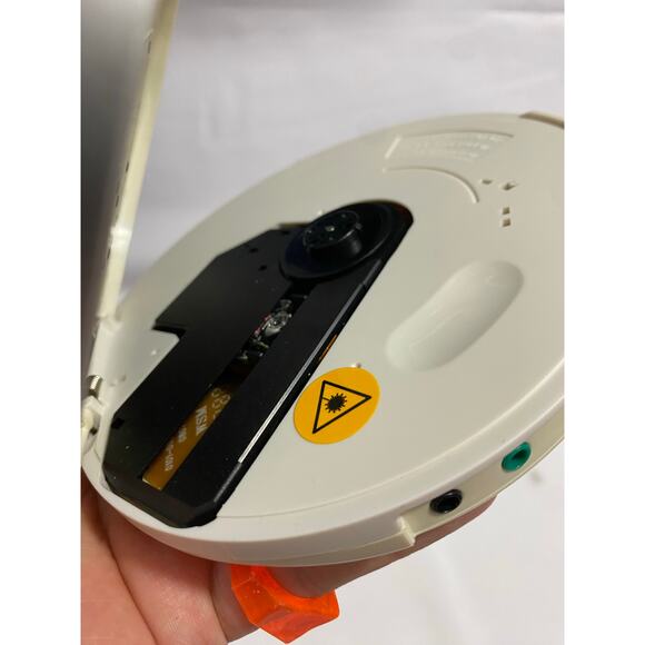 Memorex Personal CD Player W6 Second | with Trutech bundle- Non working- - Picture 5 of 12